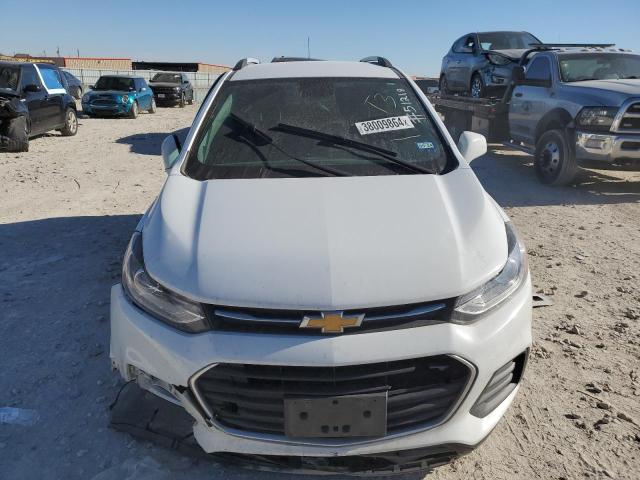 KL7CJLSB6LB058498 - 2020 CHEVROLET TRAX 1LT WHITE photo 5