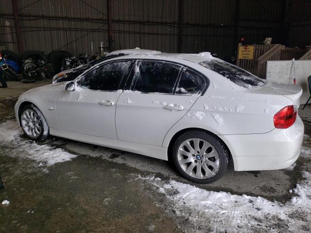 WBAVC73528KP39929 - 2008 BMW 328 XI SULEV WHITE photo 2