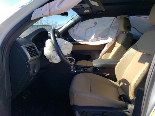 1V26E2CAXLC211705 - 2020 VOLKSWAGEN ATLAS CROS Белый фото 7