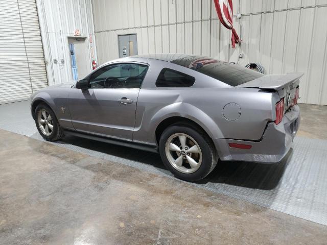 1ZVHT80N775308586 - 2007 FORD MUSTANG SILVER photo 2