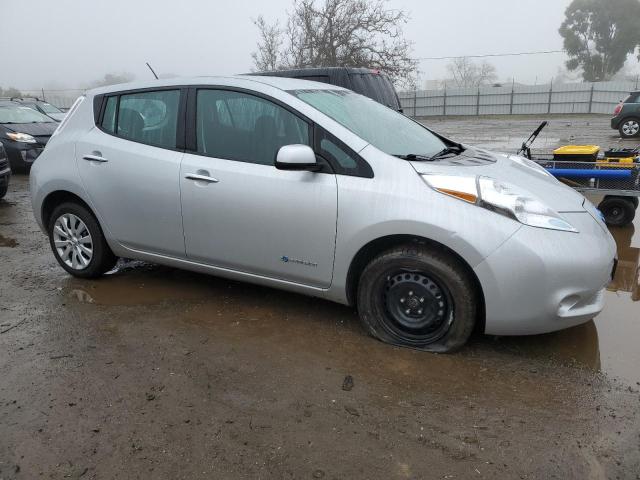 1N4AZ0CP3FC325144 - 2015 NISSAN LEAF S SILVER photo 4