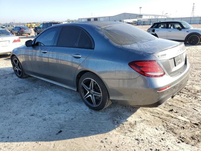 WDDZF4JB2JA470626 - 2018 MERCEDES-BENZ E 300 GRAY photo 2