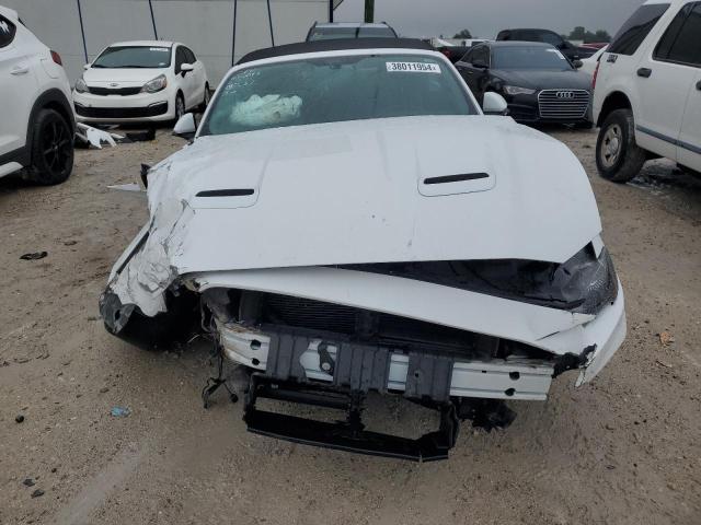 1FATP8UH3L5118760 - 2020 FORD MUSTANG WHITE photo 5