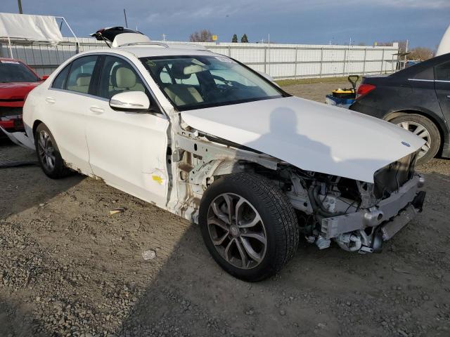 55SWF4JB9FU082769 - 2015 MERCEDES-BENZ C 300 WHITE photo 4