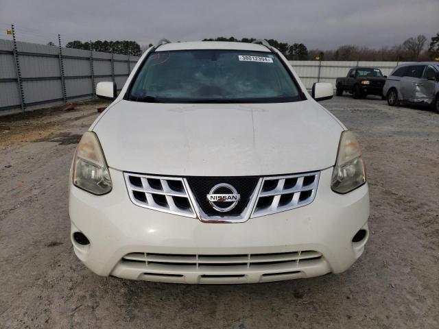 JN8AS5MV0CW415567 - 2012 NISSAN ROGUE S WHITE photo 5