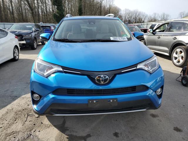 JTMRFREV6JJ732918 - 2018 TOYOTA RAV4 ADVENTURE BLUE photo 5