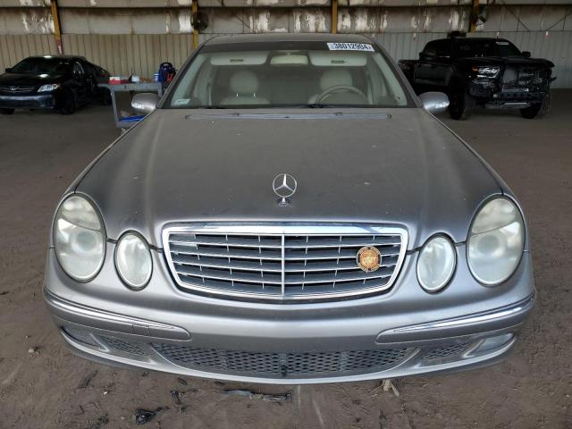 WDBUF65JX5A702976 - 2005 MERCEDES-BENZ E 320 GRAY photo 5