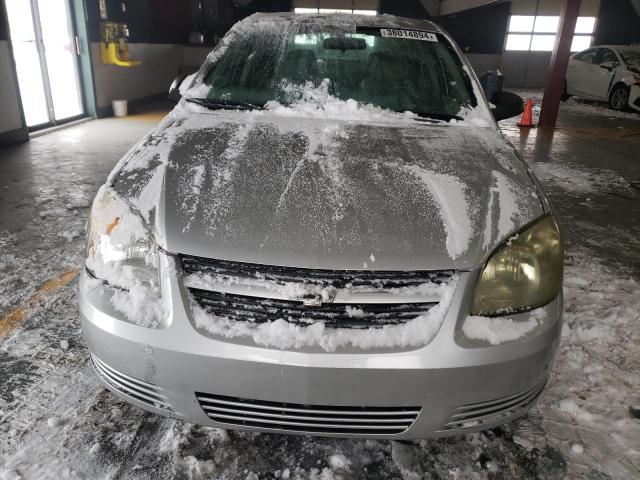 1G1AK55F167820802 - 2006 CHEVROLET COBALT LS SILVER photo 5