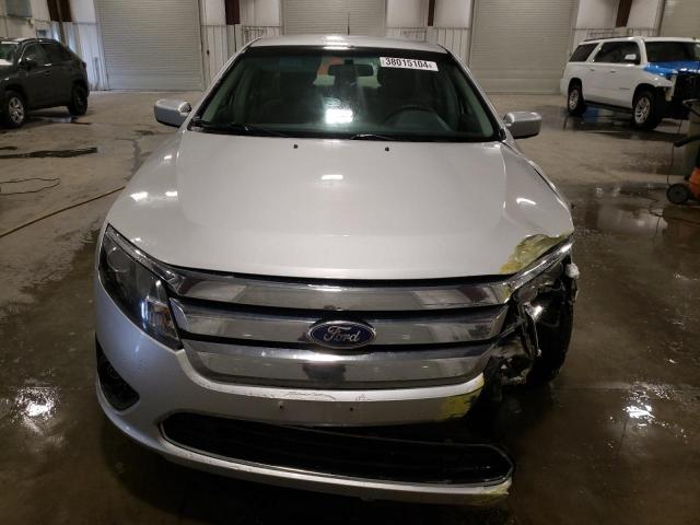 3FAHP0HA1BR218937 - 2011 FORD FUSION SE SILVER photo 5