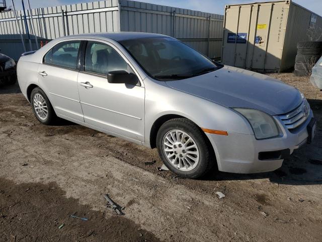 3FAFP06Z16R127222 - 2006 FORD FUSION S SILVER photo 4