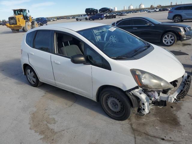 JHMGE8H21AS004079 - 2010 HONDA FIT WHITE photo 4