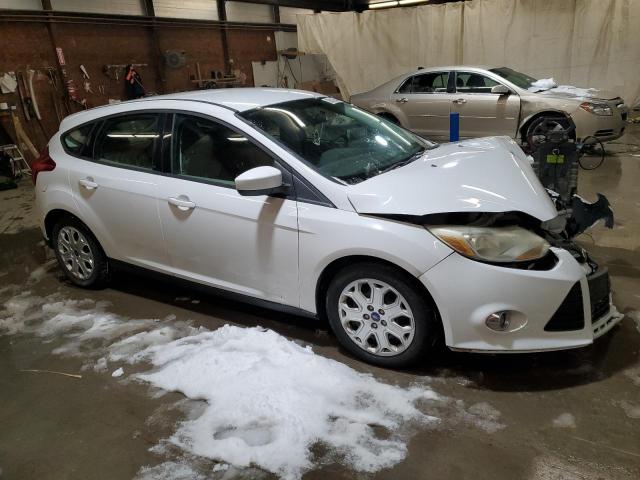 1FAHP3K24CL188206 - 2012 FORD FOCUS SE WHITE photo 4