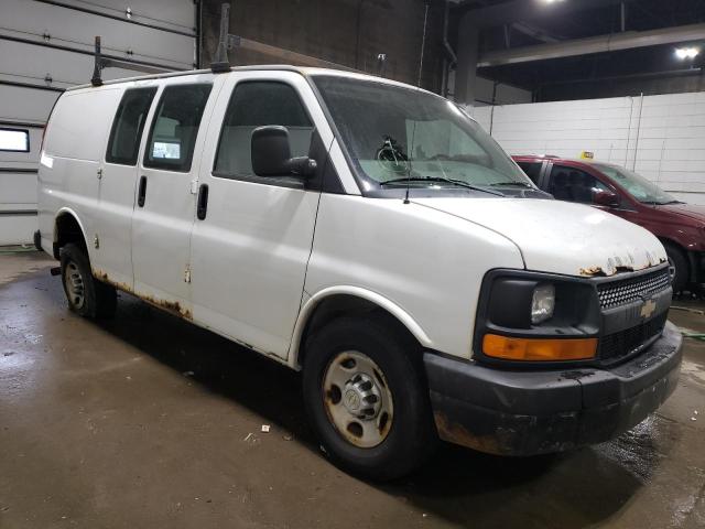 1GCZGFAAXA1180130 - 2010 CHEVROLET EXPRESS G2 WHITE photo 4