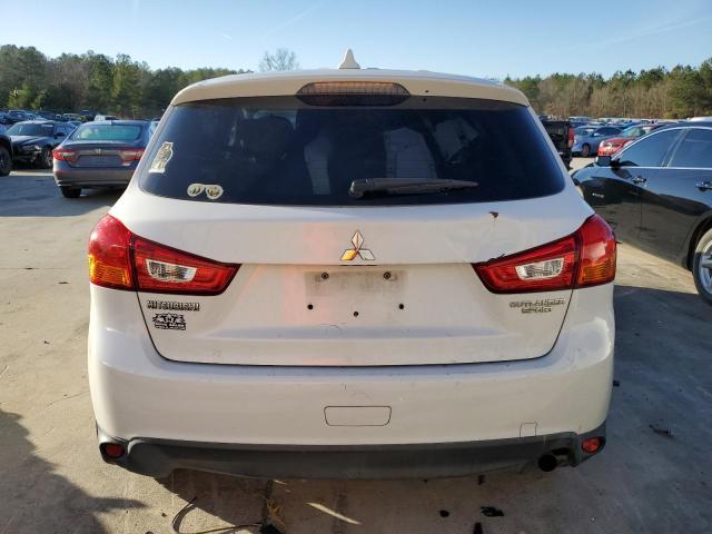 JA4AP3AU4HZ001009 - 2017 MITSUBISHI OUTLANDER ES WHITE photo 6