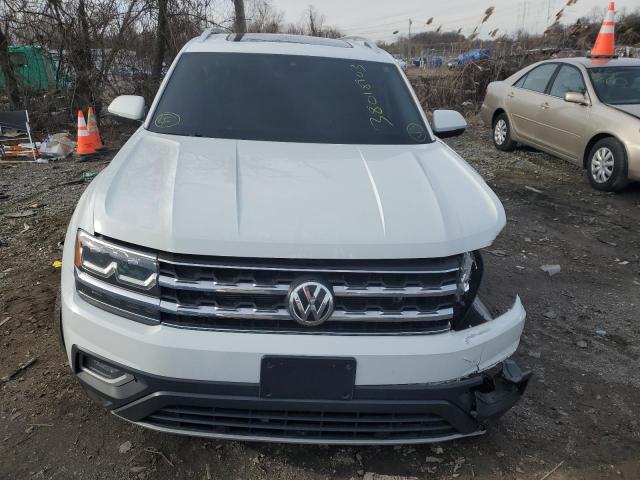 1V2NR2CA9JC504640 - 2018 VOLKSWAGEN ATLAS SEL PREMIUM WHITE photo 5