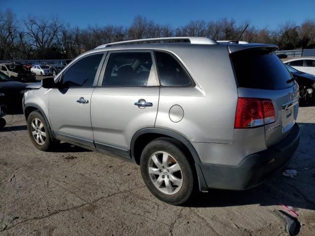 5XYKT3A63DG407721 - 2013 KIA SORENTO LX SILVER photo 2