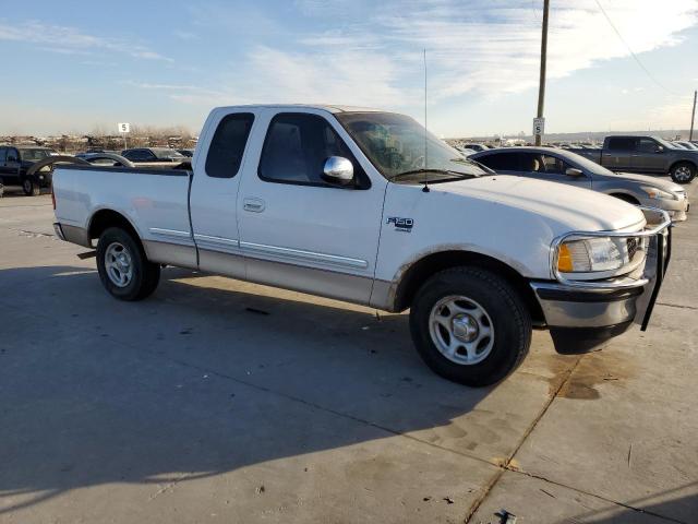 1FTDX1766WKA05455 - 1998 FORD F150 WHITE photo 4