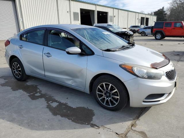 KNAFK4A66E5251255 - 2014 KIA FORTE LX SILVER photo 4