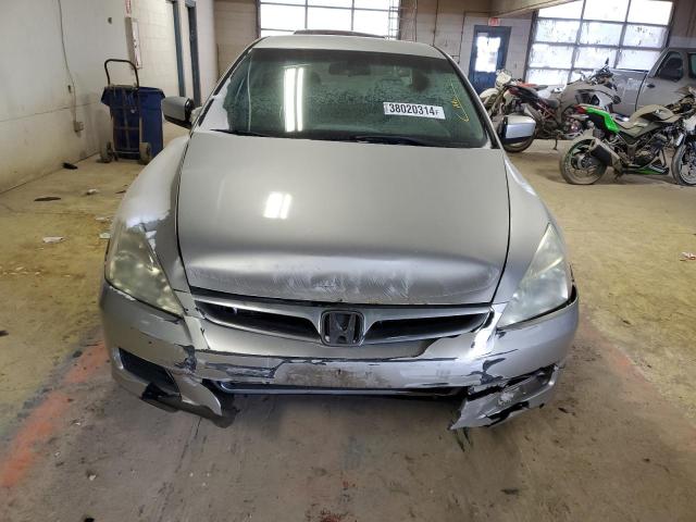 1HGCM56387A064194 - 2007 HONDA ACCORD SE SILVER photo 5