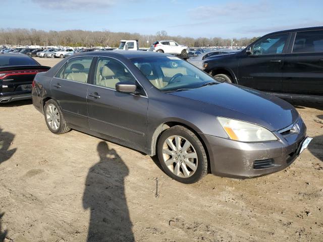 1HGCM66577A080670 - 2007 HONDA ACCORD EX GOLD photo 4