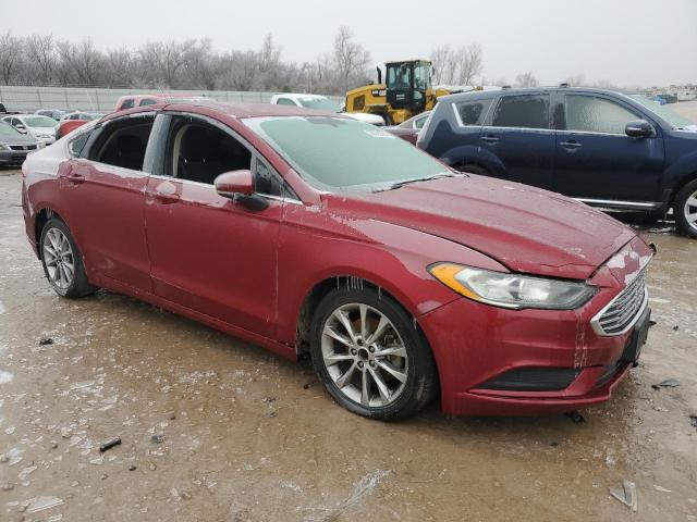 3FA6P0H78HR146087 - 2017 FORD FUSION SE RED photo 4