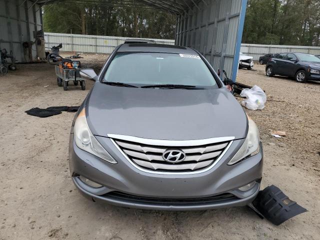 5NPEC4AC0DH593218 - 2013 HYUNDAI SONATA SE GRAY photo 5