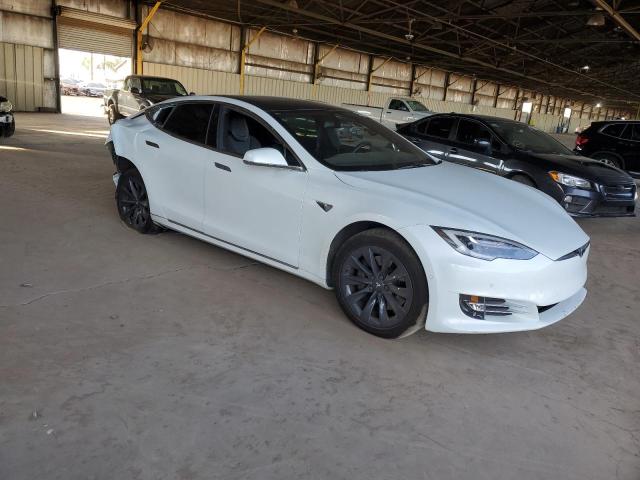 5YJSA1E25JF294987 - 2018 TESLA MODEL S WHITE photo 4