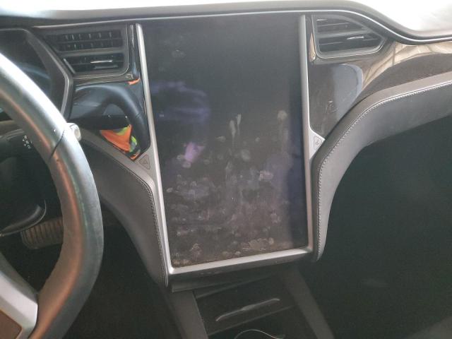 5YJSA1E25JF294987 - 2018 TESLA MODEL S თეთრი ფოტო 9