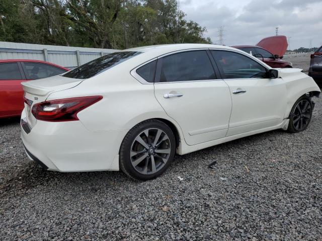 1N4AL3AP8HC155095 - 2017 NISSAN ALTIMA 2.5 WHITE photo 3