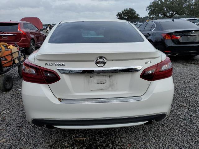 1N4AL3AP8HC155095 - 2017 NISSAN ALTIMA 2.5 WHITE photo 6