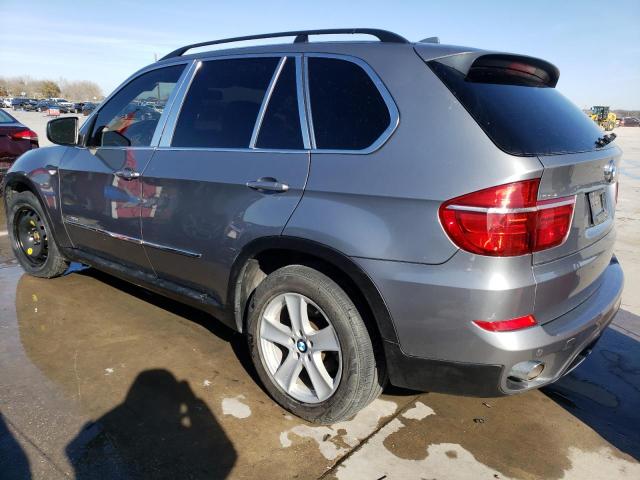 5UXZW0C5XCL669374 - 2012 BMW X5 XDRIVE35D GRAY photo 2