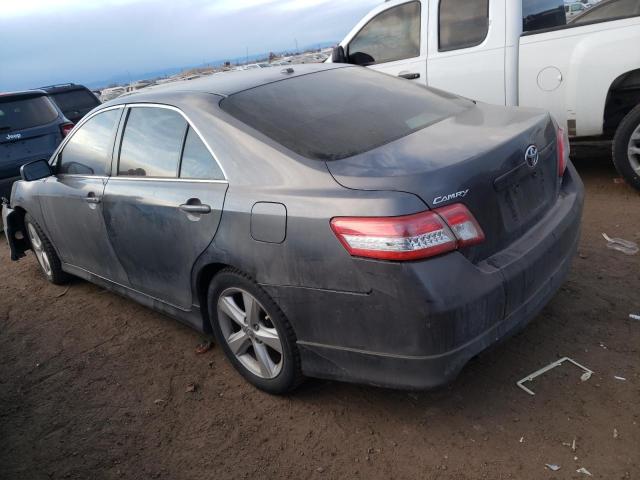 4T1BF3EK4BU617475 - 2011 TOYOTA CAMRY BASE GRAY photo 2