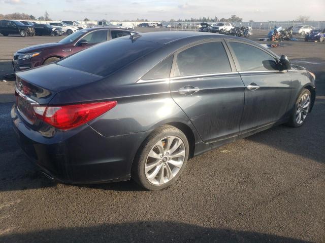 5NPEC4AC8DH681546 - 2013 HYUNDAI SONATA SE BLUE photo 3