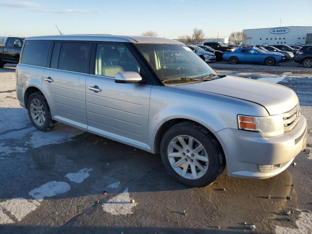 2FMHK6CC8CBD06514 - 2012 FORD FLEX SEL SILVER photo 4