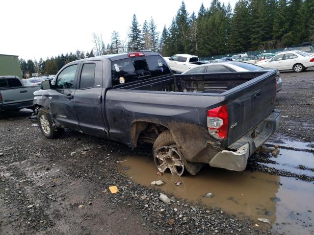 5TFUY5F14JX724189 - 2018 TOYOTA TUNDRA DOUBLE CAB SR/SR5 GRAY photo 2