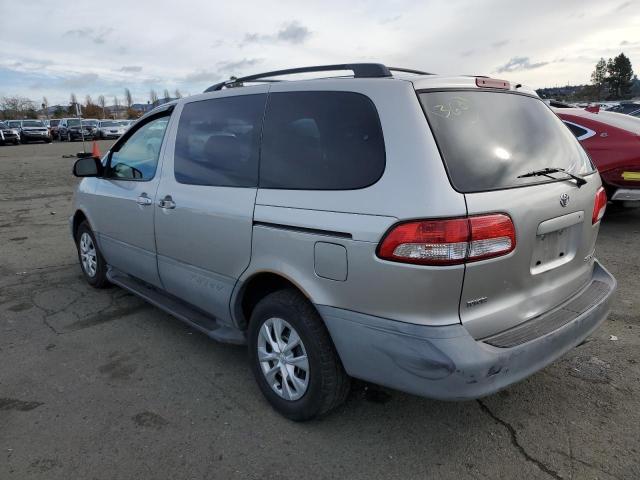 4T3ZF13CX1U397912 - 2001 TOYOTA SIENNA LE SILVER photo 2