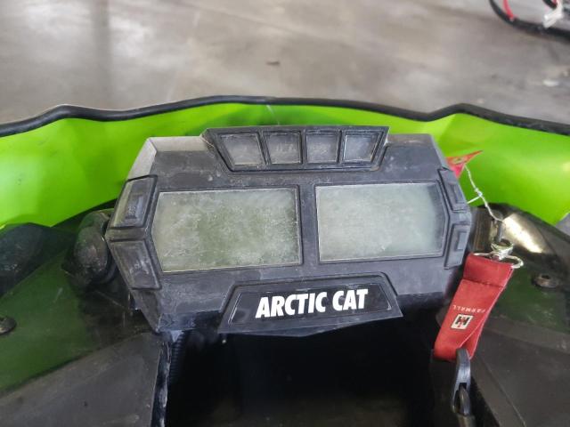 4UF18SNW6JT101932 - 2018 ARCTIC CAT M8 GREEN photo 8