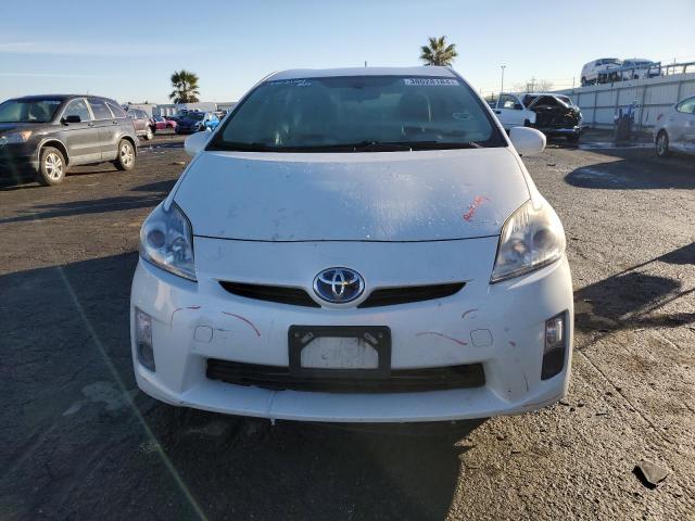 JTDKN3DUXB1426171 - 2011 TOYOTA PRIUS WHITE photo 5