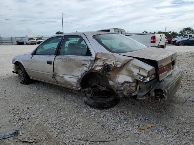 4T1BG22KXWU301788 - 1998 TOYOTA CAMRY CE BEIGE photo 2