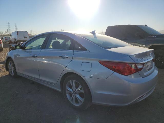 5NPEC4ACXBH108886 - 2011 HYUNDAI SONATA SE SILVER photo 2