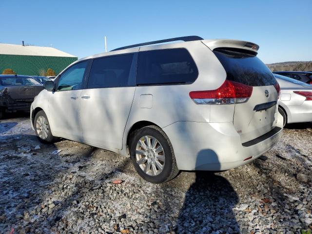 5TDDK3DC1BS001255 - 2011 TOYOTA SIENNA XLE WHITE photo 2