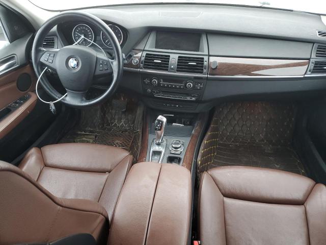 5UXZV4C59CL754555 - 2012 BMW X5 XDRIVE35I WHITE photo 8