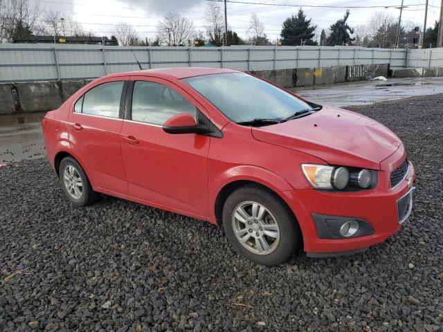 1G1JD5SG0D4130156 - 2013 CHEVROLET SONIC LT RED photo 4