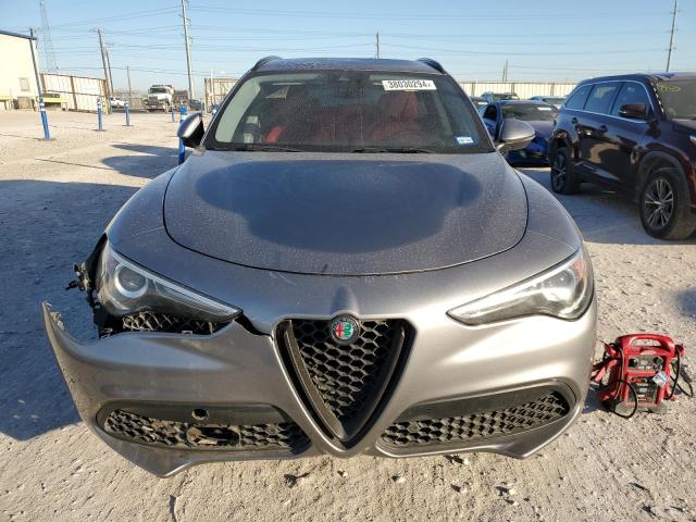 ZASFAKPN9J7B89946 - 2018 ALFA ROMEO STELVIO SPORT Gümüş foto 5