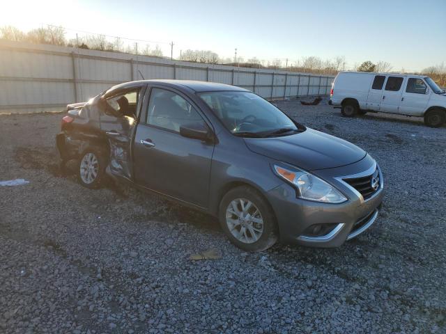 3N1CN7AP6JL824367 - 2018 NISSAN VERSA S GRAY photo 4