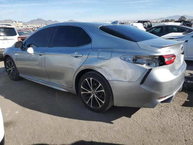 4T1B11HK0KU215001 - 2019 TOYOTA CAMRY L SILVER photo 2