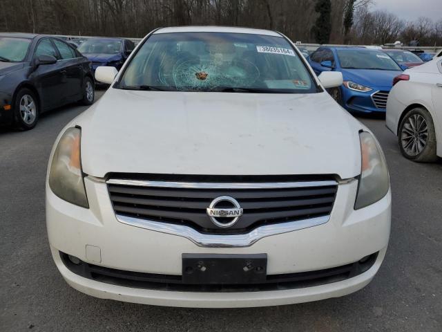 1N4AL21E39N411335 - 2009 NISSAN ALTIMA 2.5 WHITE photo 5