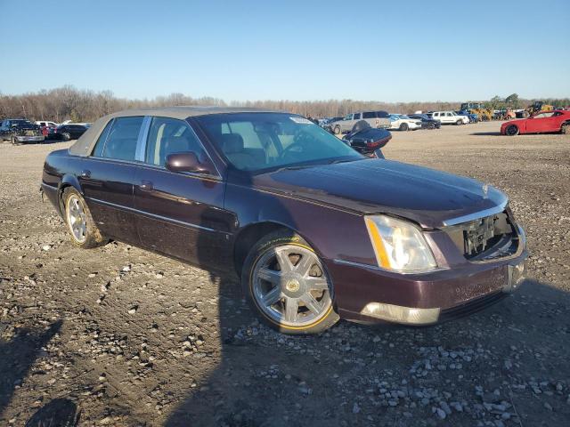 1G6KD57Y18U134772 - 2008 CADILLAC DTS BURGUNDY photo 4