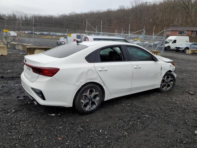 3KPF24AD1ME350666 - 2021 KIA FORTE FE WHITE photo 3