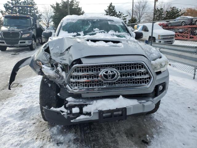 3TMCZ5AN9HM089554 - 2017 TOYOTA TACOMA DOUBLE CAB Күміс фото 5